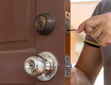 Gallery Locksmith Store Trenton, NJ 609-359-9414 Gallery Locksmith Store Trenton, NJ 609-359-9414 - 7-Lock-Installation